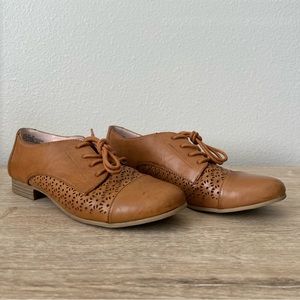 Women’s G.H Bass & Co Lighthouse Tan Loafers Size 8